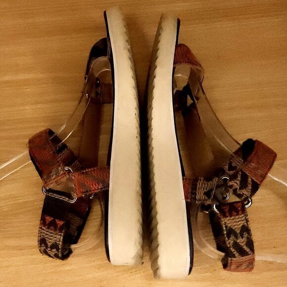 Call It Spring Womens Southwestern Hook and Loop Strap Sandals 7.5 - Picture 4 of 8